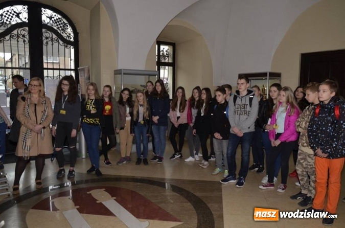 Zdjęcie w galerii na portalu naszwodzislaw.com: Cios mamuta powr&oacute;cił do Wodzisławia. Od czwartku w Muzeum wiadomości z regionu