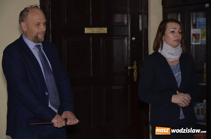 Zdjęcie w galerii na portalu naszwodzislaw.com: Cios mamuta powr&oacute;cił do Wodzisławia. Od czwartku w Muzeum wiadomości z regionu