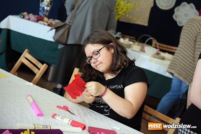 Zdjęcie w galerii na portalu naszwodzislaw.com: Wystartował dzisiaj i potrwa do jutra. W Pszowie trwa jarmark wielkanocny  wiadomości z regionu
