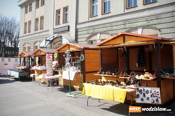 Zdjęcie w galerii na portalu naszwodzislaw.com: Wystartował dzisiaj i potrwa do jutra. W Pszowie trwa jarmark wielkanocny  wiadomości z regionu