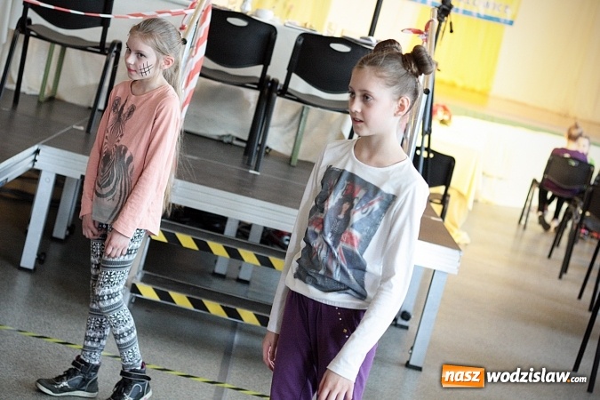 Zdjęcie w galerii na portalu naszwodzislaw.com: Kolejna edycja festiwalu tanecznego Aplauz w Marklowicach. Zatańczyła nawet... Cruella de Mon wiadomości z regionu