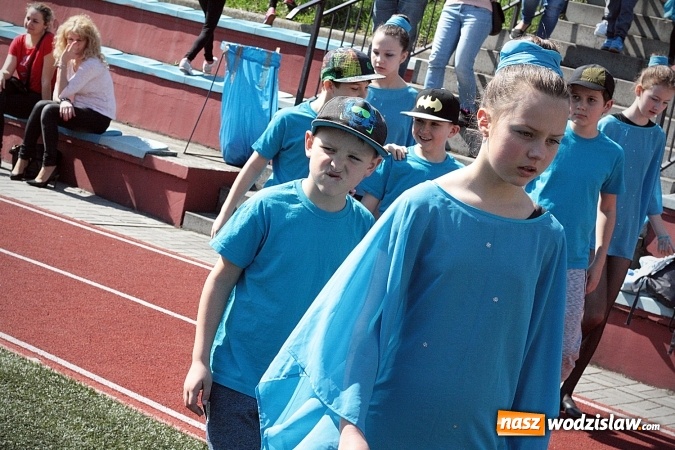 Zdjęcie w galerii na portalu naszwodzislaw.com: Kolejna edycja festiwalu tanecznego Aplauz w Marklowicach. Zatańczyła nawet... Cruella de Mon wiadomości z regionu