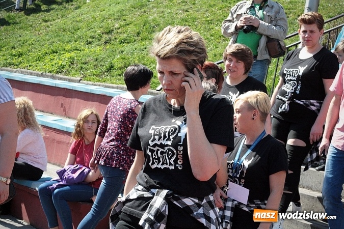 Zdjęcie w galerii na portalu naszwodzislaw.com: Kolejna edycja festiwalu tanecznego Aplauz w Marklowicach. Zatańczyła nawet... Cruella de Mon wiadomości z regionu