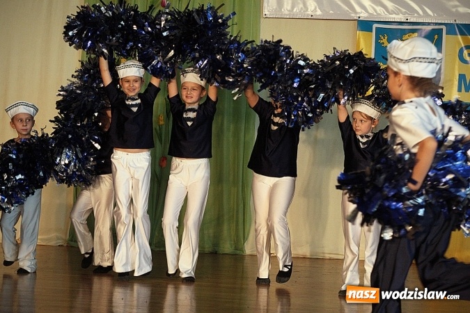Zdjęcie w galerii na portalu naszwodzislaw.com: Kolejna edycja festiwalu tanecznego Aplauz w Marklowicach. Zatańczyła nawet... Cruella de Mon wiadomości z regionu