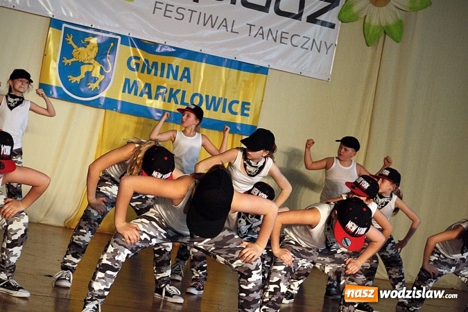 Zdjęcie w galerii na portalu naszwodzislaw.com: Kolejna edycja festiwalu tanecznego Aplauz w Marklowicach. Zatańczyła nawet... Cruella de Mon wiadomości z regionu