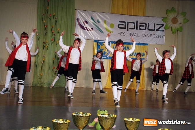 Zdjęcie w galerii na portalu naszwodzislaw.com: Kolejna edycja festiwalu tanecznego Aplauz w Marklowicach. Zatańczyła nawet... Cruella de Mon wiadomości z regionu
