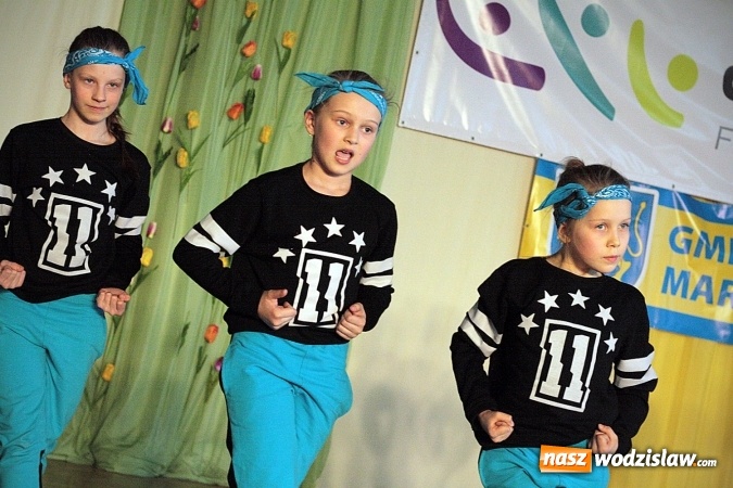 Zdjęcie w galerii na portalu naszwodzislaw.com: Kolejna edycja festiwalu tanecznego Aplauz w Marklowicach. Zatańczyła nawet... Cruella de Mon wiadomości z regionu