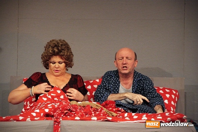 Zdjęcie w galerii na portalu naszwodzislaw.com: Kurowska, Pazura, Barciś, Żurek i Niklińska. Spektakl 