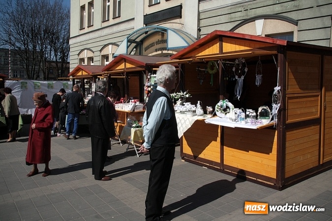 Zdjęcie w galerii na portalu naszwodzislaw.com: Wielkie gotowanie w Pszowie, czyli drugi dzień jarmarku wielkanocnego wiadomości z regionu
