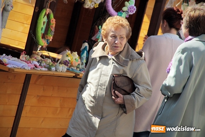Zdjęcie w galerii na portalu naszwodzislaw.com: Wielkie gotowanie w Pszowie, czyli drugi dzień jarmarku wielkanocnego wiadomości z regionu