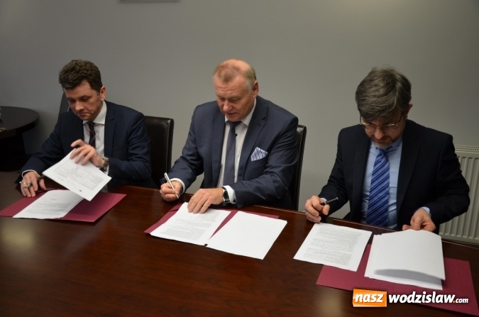 Zdjęcie w galerii na portalu naszwodzislaw.com: Miliony z obligacji na inwestycje  wiadomości z regionu