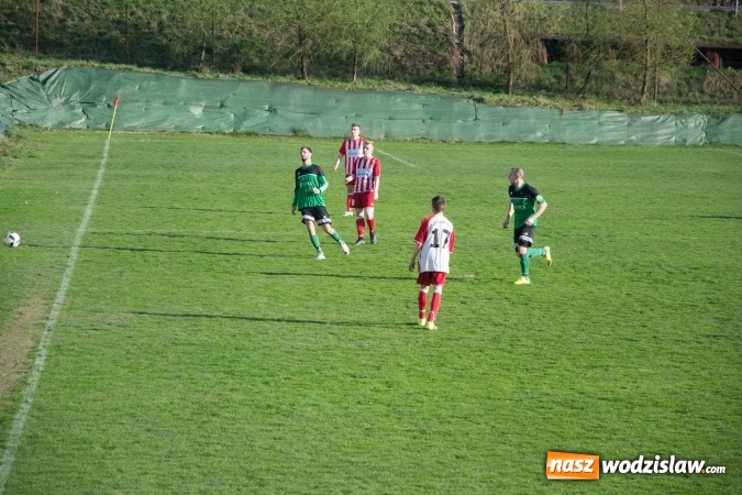 Zdjęcie w galerii na portalu naszwodzislaw.com: B klasa: Starcie rezerw Turzy i Rogowa. Unia lepsza od Przyszłości wiadomości z regionu