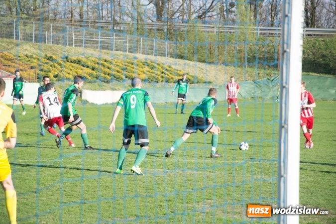 Zdjęcie w galerii na portalu naszwodzislaw.com: B klasa: Starcie rezerw Turzy i Rogowa. Unia lepsza od Przyszłości wiadomości z regionu