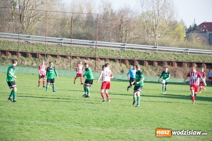 Zdjęcie w galerii na portalu naszwodzislaw.com: B klasa: Starcie rezerw Turzy i Rogowa. Unia lepsza od Przyszłości wiadomości z regionu