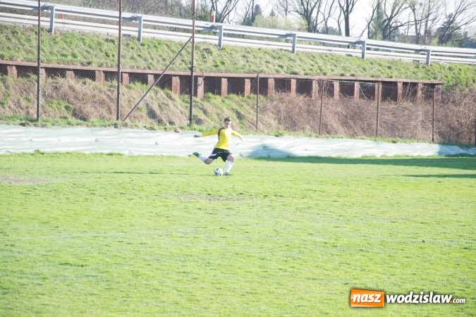 Zdjęcie w galerii na portalu naszwodzislaw.com: B klasa: Starcie rezerw Turzy i Rogowa. Unia lepsza od Przyszłości wiadomości z regionu