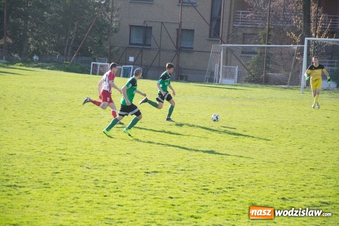 Zdjęcie w galerii na portalu naszwodzislaw.com: B klasa: Starcie rezerw Turzy i Rogowa. Unia lepsza od Przyszłości wiadomości z regionu