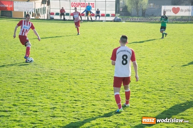 Zdjęcie w galerii na portalu naszwodzislaw.com: B klasa: Starcie rezerw Turzy i Rogowa. Unia lepsza od Przyszłości wiadomości z regionu