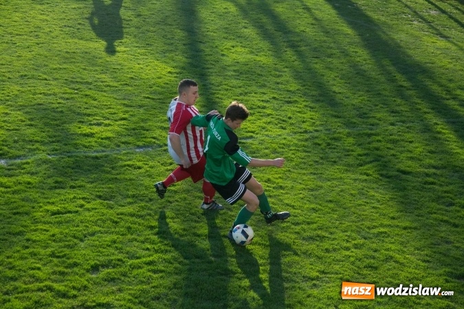 Zdjęcie w galerii na portalu naszwodzislaw.com: B klasa: Starcie rezerw Turzy i Rogowa. Unia lepsza od Przyszłości wiadomości z regionu