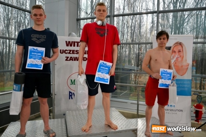 Zdjęcie w galerii na portalu naszwodzislaw.com: Uczniowie ZST na podium Licealiady Pływackie wiadomości z regionu