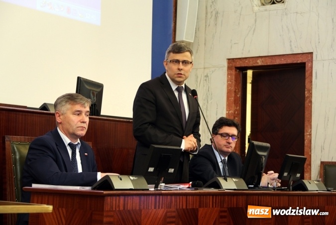 Zdjęcie w galerii na portalu naszwodzislaw.com: O planach żeglownego połączenia Dunaju, Odry i Łaby w sali Sejmu Śląskiego wiadomości z regionu