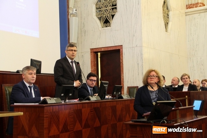 Zdjęcie w galerii na portalu naszwodzislaw.com: O planach żeglownego połączenia Dunaju, Odry i Łaby w sali Sejmu Śląskiego wiadomości z regionu