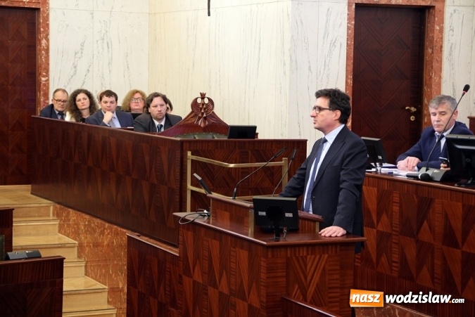Zdjęcie w galerii na portalu naszwodzislaw.com: O planach żeglownego połączenia Dunaju, Odry i Łaby w sali Sejmu Śląskiego wiadomości z regionu