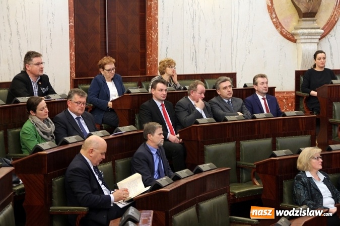 Zdjęcie w galerii na portalu naszwodzislaw.com: O planach żeglownego połączenia Dunaju, Odry i Łaby w sali Sejmu Śląskiego wiadomości z regionu