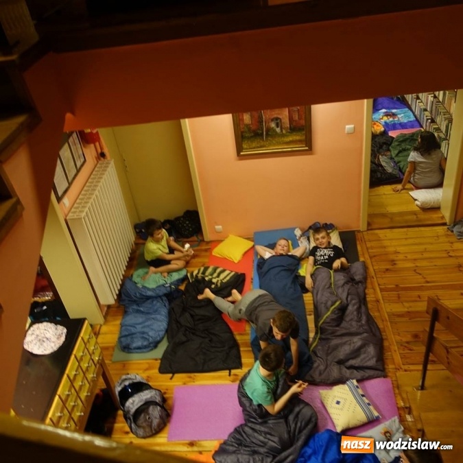 Zdjęcie w galerii na portalu naszwodzislaw.com: Kolejna noc z Andersenem w Radlinie wiadomości z regionu