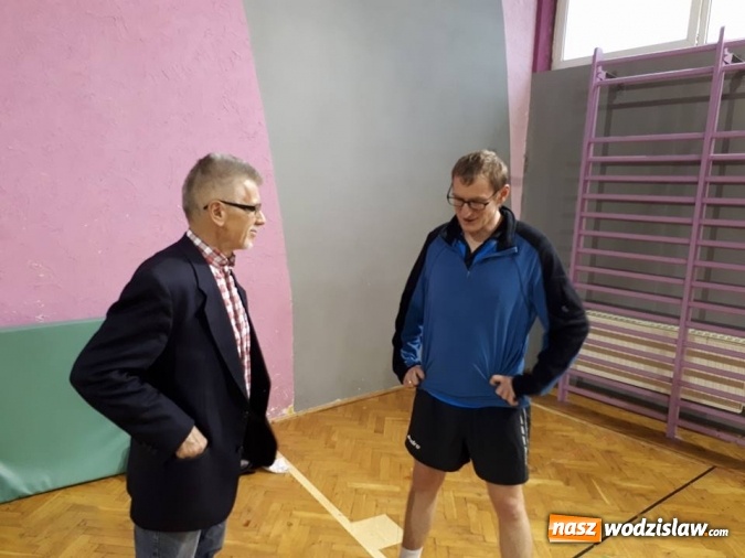 Zdjęcie w galerii na portalu naszwodzislaw.com: To był emocjonujący mecz tenisa stołowego wiadomości z regionu