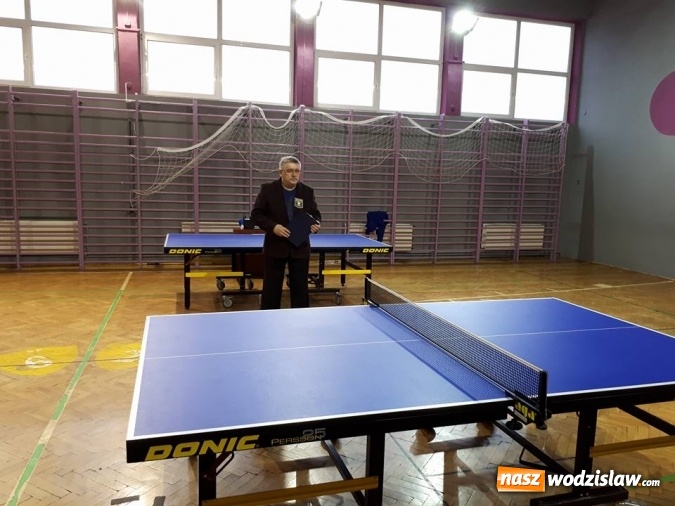 Zdjęcie w galerii na portalu naszwodzislaw.com: To był emocjonujący mecz tenisa stołowego wiadomości z regionu