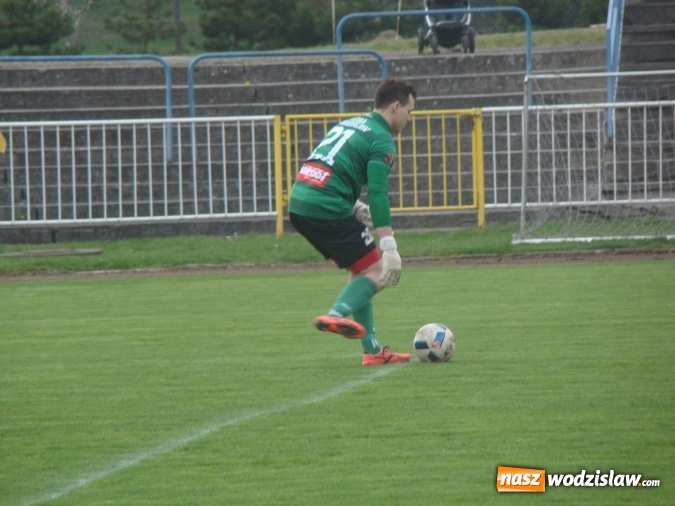 Zdjęcie w galerii na portalu naszwodzislaw.com: APN Odra remisuje z Naprzodem Syrynia wiadomości z regionu