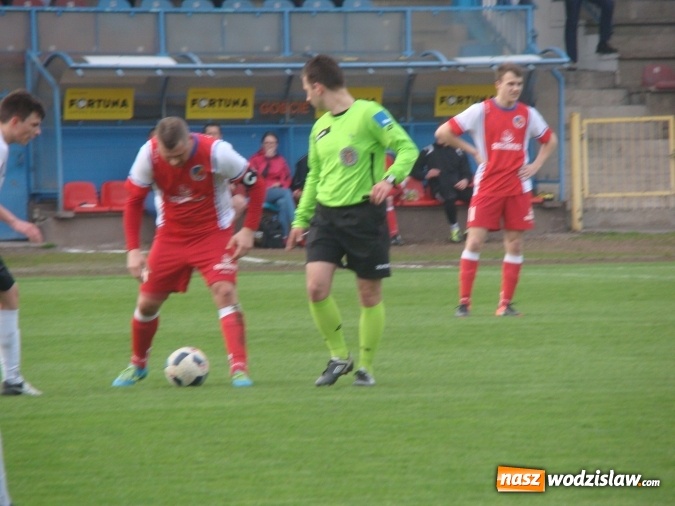 Zdjęcie w galerii na portalu naszwodzislaw.com: APN Odra remisuje z Naprzodem Syrynia wiadomości z regionu