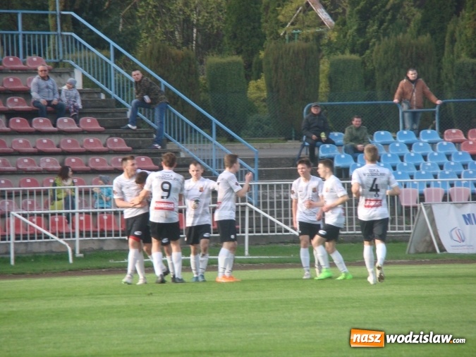 Zdjęcie w galerii na portalu naszwodzislaw.com: APN Odra remisuje z Naprzodem Syrynia wiadomości z regionu