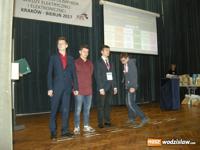 Zdjęcie w galerii na portalu naszwodzislaw.com: Paweł Długosz laureatem XL Ogólnopolskiej Olimpiady Wiedzy Elektrycznej i Elektronicznej wiadomości z regionu