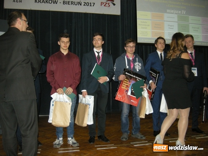 Zdjęcie w galerii na portalu naszwodzislaw.com: Paweł Długosz laureatem XL Ogólnopolskiej Olimpiady Wiedzy Elektrycznej i Elektronicznej wiadomości z regionu