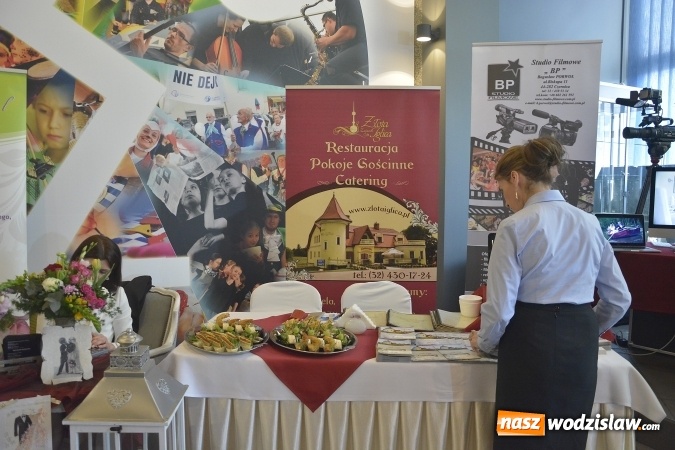 Zdjęcie w galerii na portalu naszwodzislaw.com: Trzecia edycja Festiwalu Weselnego zagościła do Wodzisławskiego Centrum Kultury wiadomości z regionu