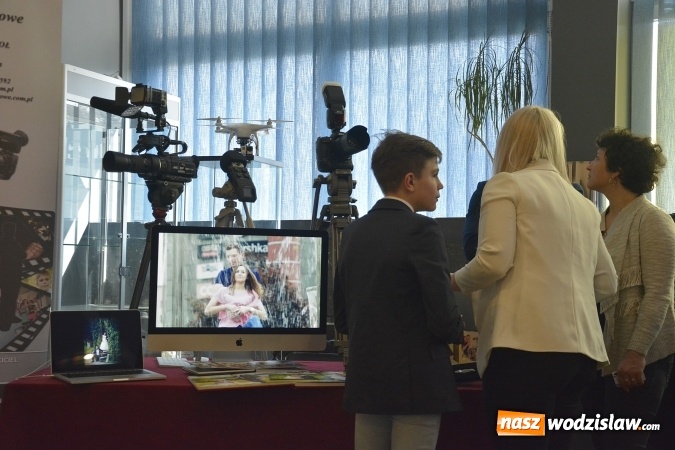 Zdjęcie w galerii na portalu naszwodzislaw.com: Trzecia edycja Festiwalu Weselnego zagościła do Wodzisławskiego Centrum Kultury wiadomości z regionu