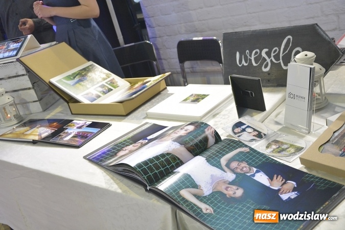 Zdjęcie w galerii na portalu naszwodzislaw.com: Trzecia edycja Festiwalu Weselnego zagościła do Wodzisławskiego Centrum Kultury wiadomości z regionu