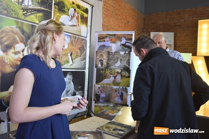 Zdjęcie w galerii na portalu naszwodzislaw.com: Trzecia edycja Festiwalu Weselnego zagościła do Wodzisławskiego Centrum Kultury wiadomości z regionu