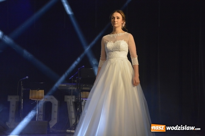 Zdjęcie w galerii na portalu naszwodzislaw.com: Trzecia edycja Festiwalu Weselnego zagościła do Wodzisławskiego Centrum Kultury wiadomości z regionu
