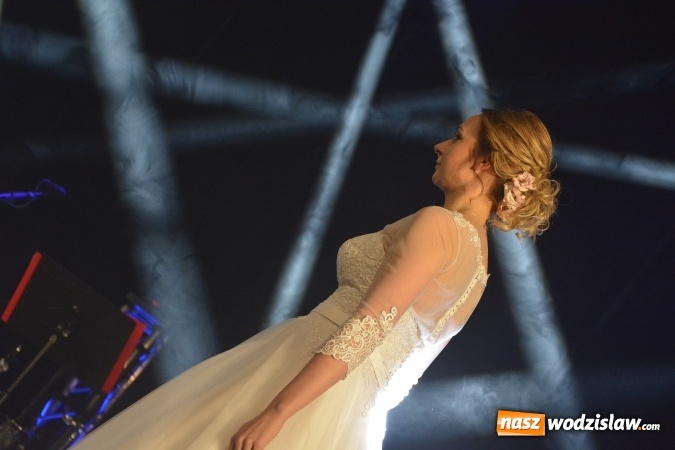 Zdjęcie w galerii na portalu naszwodzislaw.com: Trzecia edycja Festiwalu Weselnego zagościła do Wodzisławskiego Centrum Kultury wiadomości z regionu