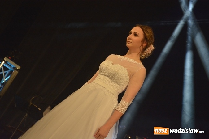 Zdjęcie w galerii na portalu naszwodzislaw.com: Trzecia edycja Festiwalu Weselnego zagościła do Wodzisławskiego Centrum Kultury wiadomości z regionu