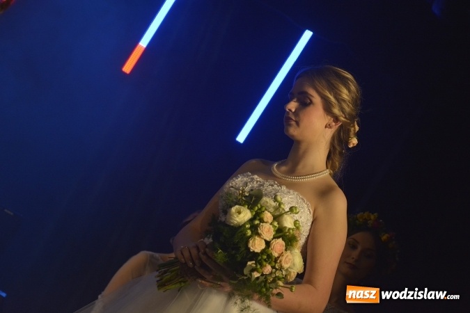 Zdjęcie w galerii na portalu naszwodzislaw.com: Trzecia edycja Festiwalu Weselnego zagościła do Wodzisławskiego Centrum Kultury wiadomości z regionu