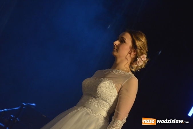 Zdjęcie w galerii na portalu naszwodzislaw.com: Trzecia edycja Festiwalu Weselnego zagościła do Wodzisławskiego Centrum Kultury wiadomości z regionu