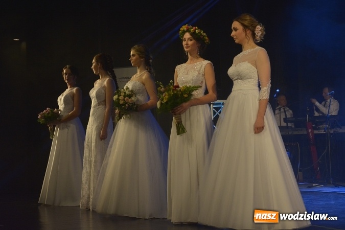 Zdjęcie w galerii na portalu naszwodzislaw.com: Trzecia edycja Festiwalu Weselnego zagościła do Wodzisławskiego Centrum Kultury wiadomości z regionu