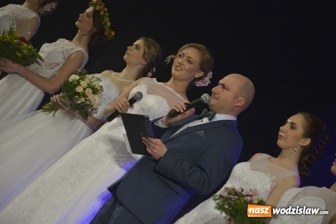 Zdjęcie w galerii na portalu naszwodzislaw.com: Trzecia edycja Festiwalu Weselnego zagościła do Wodzisławskiego Centrum Kultury wiadomości z regionu