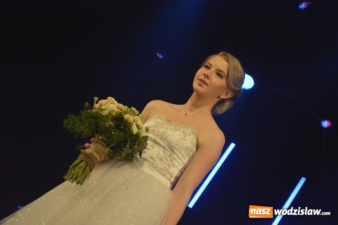 Zdjęcie w galerii na portalu naszwodzislaw.com: Trzecia edycja Festiwalu Weselnego zagościła do Wodzisławskiego Centrum Kultury wiadomości z regionu