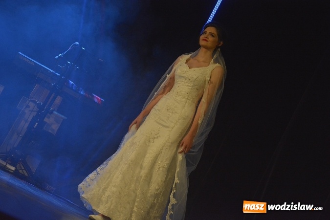 Zdjęcie w galerii na portalu naszwodzislaw.com: Trzecia edycja Festiwalu Weselnego zagościła do Wodzisławskiego Centrum Kultury wiadomości z regionu