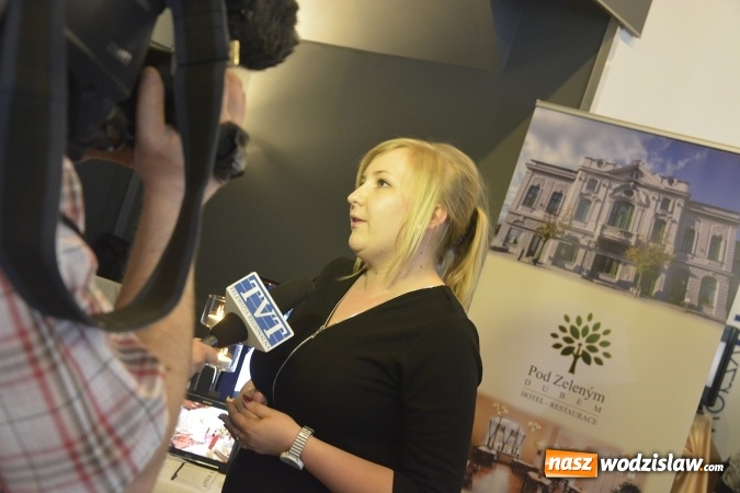 Zdjęcie w galerii na portalu naszwodzislaw.com: Trzecia edycja Festiwalu Weselnego zagościła do Wodzisławskiego Centrum Kultury wiadomości z regionu
