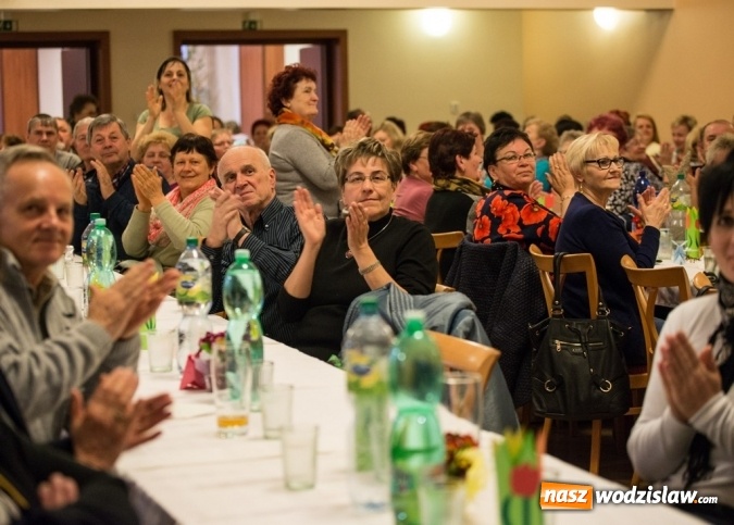 Zdjęcie w galerii na portalu naszwodzislaw.com: Ustawili 22-metrową palmę wielkanocną na festiwalu w partnerskiej gminie Frycovice wiadomości z regionu